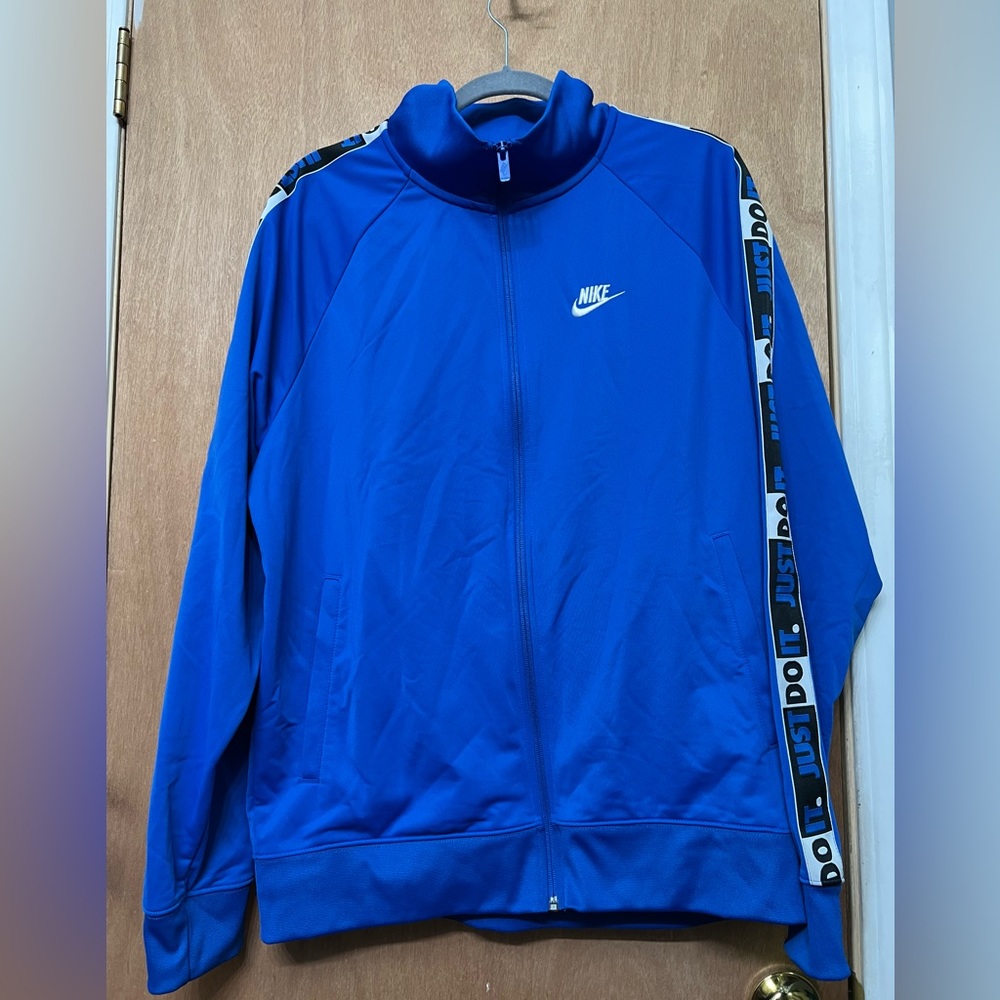 Nike Zip-up size L